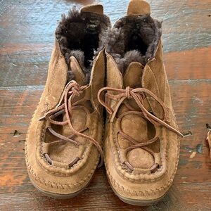 L.L. Bean Tan Suede Moccasins